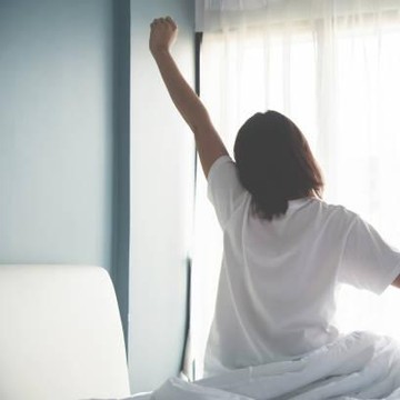 img-title Skincare Saja Tidak Cukup, Simak 5 Rutinitas Pagi untuk Kulit Lebih Sehat Berikut Ini