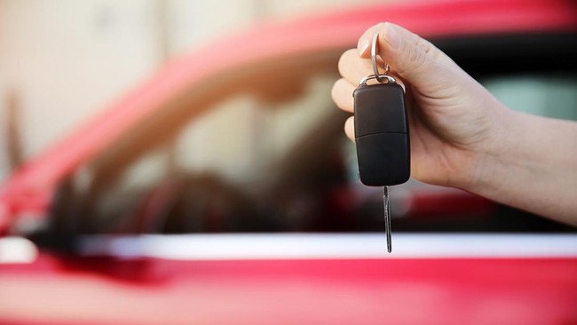 Dihantam Krisis Chip, Toyota Perbanyak Kunci Konvensional Raksasa otomotif asal Jepang Toyota itu kini terpaksa mengganti satu dari dua kunci pintar elektronik (smart key) untuk mobil baru yang dijual di Jepang.