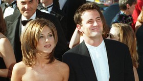 Matthew Perry Curhat Ajakan Kencan Ditolak Jennifer Aniston