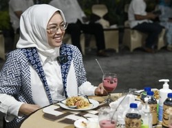 Bupati Anne Iseng Plesetkan Kejar Selingkuhanmu dan Lebih Enak dari Kamu