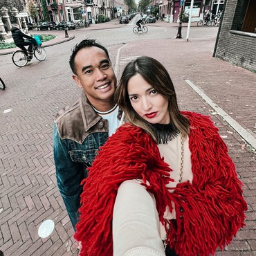 Ucapan Ultah Ardi Bakrie ke Nia Ramadhani Bikin Baper: Aku Terlalu Mencintaimu