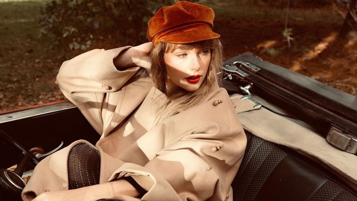Intip Transformasi Gaya Taylor Swift dari Album ke Album, Mana Favoritmu?