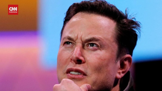 Elon Musk nyaris tersingkir dari kursi orang terkaya nomor wahid di dunia dari pesaingnya Bernard Arnault, karena saham Tesla jatuh.
