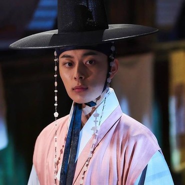 5 Drakor Populer Yoo Seon Ho, Aktor yang Pacari Shin Eun Soo