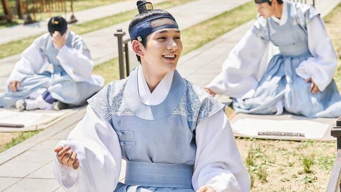Yoon Sang Hyun Pemeran Drama Korea Under the Queen's Umbrella