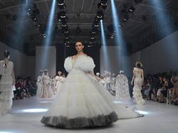 Gaun Pengantin Karya 12 Desainer IPMI Jadi Penutup Manis JFW 2023 Hari Ke-5