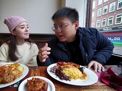 Rindu Kampung Halaman, 5 WNI Ini Berburu Nasi Padang di Luar Negeri