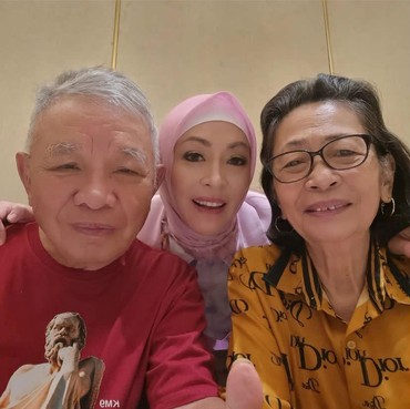 Terpopuler: Ayah Angelina Sondakh Meninggal hingga Dewi Perssik Akan Laporkan Fans Leslar