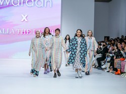 7 Desainer Rilis Koleksi Busana Bertemakan Bangkit dari Pandemi di JFW 2023