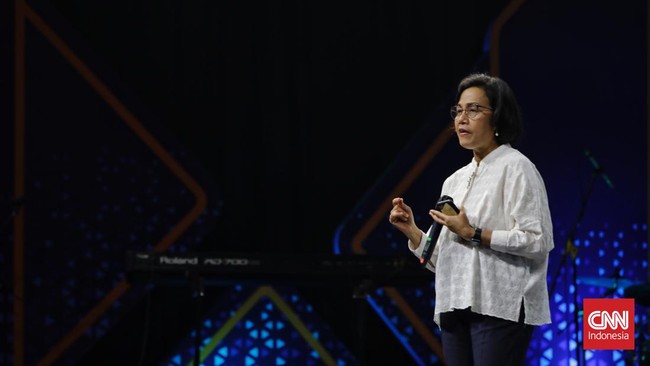 Menkeu Sri Mulyani mengingatkan mimpi untuk menjadi YouTuber atau kreator konten demi mendapatkan ketenaran dan uang tidak akan berkelanjutan bagi perekonomian.