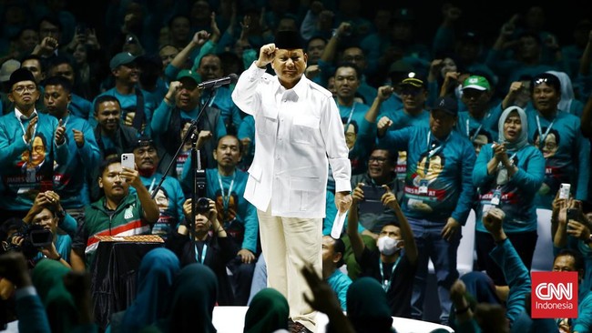 Ketum Gerindra Prabowo Subianto hadir dan berbicara dalam kegiatan PKB Road to Election 2024 yang digelar di Tennis Indoor, Senayan, Jakarta.