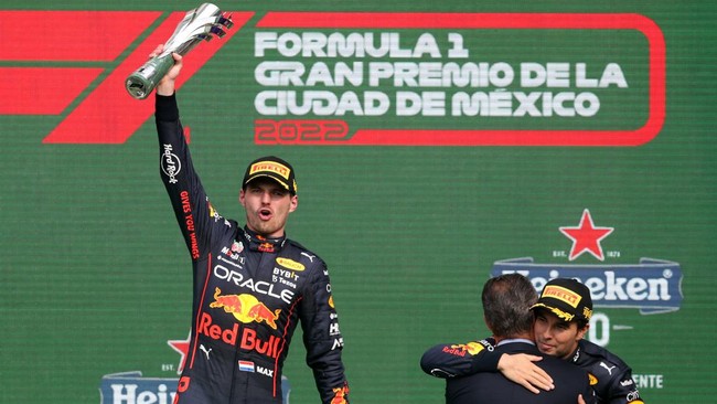 Juara dunia F1 2022 Max Verstappen memecahkan rekor kemenangan dalam satu musim setelah menjadi juara F1 GP Meksiko.