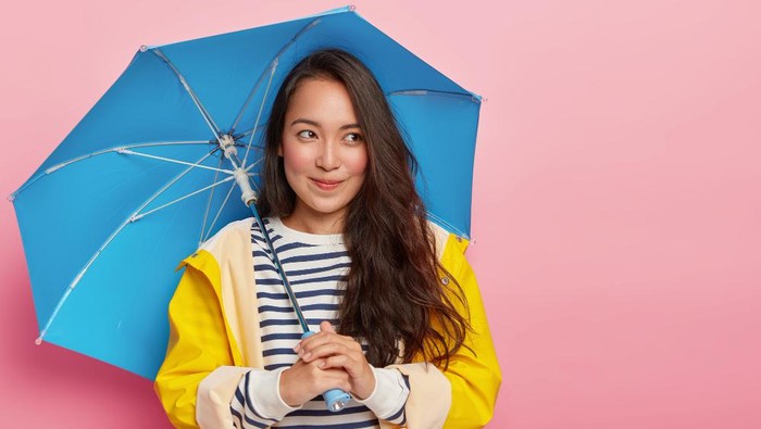 Musim Hujan Justru Picu Kondisi Kulit Jadi Kering, Lho! Ini Penjelasan dan Saran Cara Tepat Merawatnya Musim Hujan Justru Picu Kondisi Kulit Jadi Kering, Lho! Ini Penjelasan dan Saran Cara Tepat Merawatnya