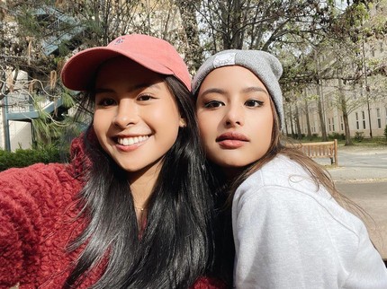 7 Potret Kompak Maudy Ayunda dan Sang Adik yang Sama-sama Cantik Memesona
