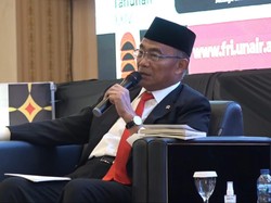 Pesan Menteri Jokowi ke Pengusaha: Jangan Buru-buru PHK!