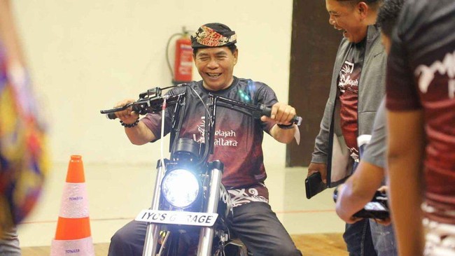 Saya dan Wagub Kaltara sangat mengapresiasi dan mendukung kegiatan ini. Apalagi saya lihat karya-karya modifikasinya tidak lupa memasukan unsur budaya.