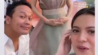 <p>Saat menggelar acara gender reveal, kandungan Mikaila diketahui sudah berusia enam bulan. “6 bulan kok perutnya gini yaa.. bayinya ada di mana sih?” tulis Aruan Marsha. (Foto: Instagram @Arunamarsha)</p>