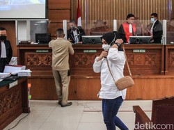Deretan Kesaksian Susi ART Sambo yang Bikin Hakim Geram!