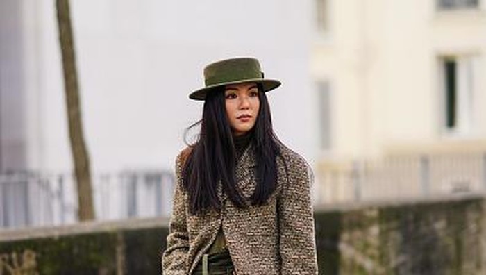 5 Ide Outfit untuk Bulan November yang Wajib Dicoba, dari Serba Coklat hingga ala Parisian