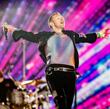 Coldplay Nyanyikan Lagu 'Terlarang' di Konser Buenos Aires, Dukung Protes Kematian Mahsa Amini