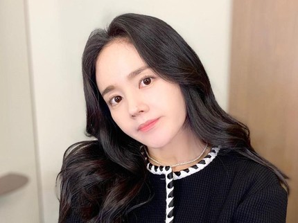 5 Potret Artis Korea Han Ga In, Ibu 2 Anak & Awet Muda di Usia 40 Tahun