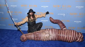 FOTO: Heidi Klum Berubah Jadi Cacing Saat Pesta Halloween