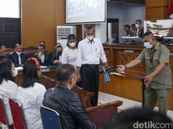 Adu Argumen Ayah Yosua Vs Anak Buah Sambo Saat Dilarang Lihat Jasad di Peti