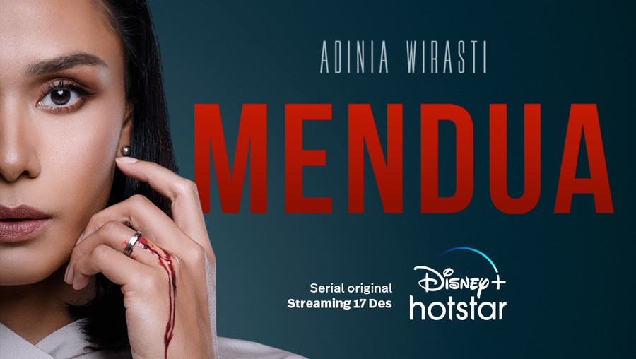 Poster karakter Adinia Wirasti untuk serial original Disney+ Hotstar Mendua.