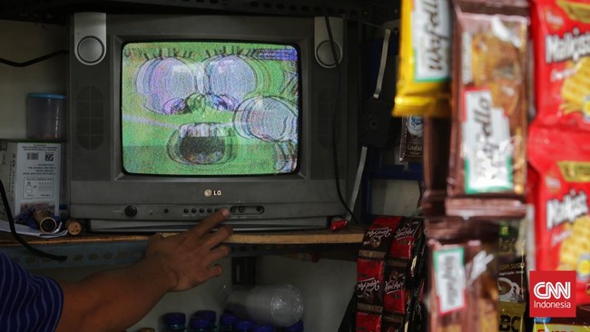 FOTO: Jelang Suntik Mati Siaran Analog Hari Ini