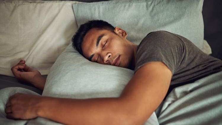 Pria tidur