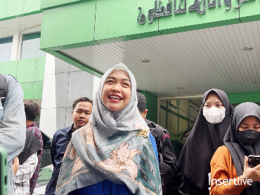 img-title Tanggapi Isu Video Syur Mirip Suami, Ria Ricis: Kita Saling Percaya Aja