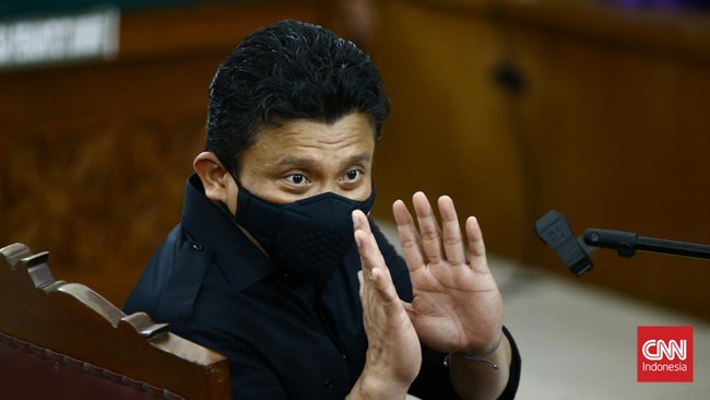 Sambo: Ini Terjadi Akibat Kemarahan Saya Atas Perbuatan Anak Bapak Terdakwa pembunuhan berencana Ferdy Sambo mengaku insiden itu terjadi akibat kemarahannya atas perbuatan Brigadir J pada istrinya, Putri Candrawathi.