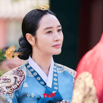 img-title Tak Pernah Sepi Penikmat, Ini 4 Alasan yang Membuat Drama Korea Selalu Populer dan Jadi Trending