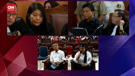 VIDEO: Pertama Kali Orang Tua Yosua Bertemu Ferdy Sambo dan PC