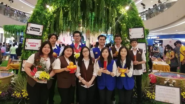 Young Buddhist Association (YBA) Indonesia hadir tak hanya memberi pelajaran agama Buddha, tetapi juga perilaku ajaran Buddha yang universal.