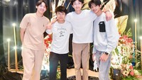 <p>Banyak netizen yang bilang jika semakin ke sini, Dio dan Andre terlihat seperti kakak adik, sedangkan Kenzy sering disebut mirip dengan V BTS lho Bunda. (Foto: Instagram @kenzy_taulany)</p>