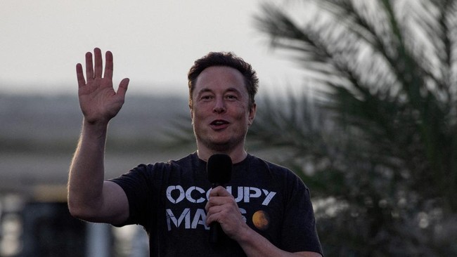 Elon Musk diprediksi akan mundur sebagai CEO Twitter usai hasil polling warganet di akun pribadinya menghendaki demikian.