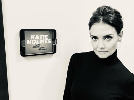 7 Potret Katie Holmes, Single Mother 10 Tahun Usai Cerai dari Tom Cruise