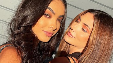 img-title Miss Argentina dan Miss Puerto Rico 2020 Cinlok & Menikah Sesama Jenis
