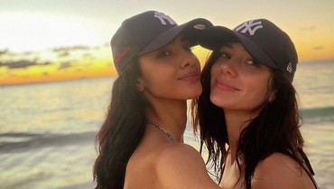 img-title Nikah Sesama Jenis, Miss Argentina & Miss Puerto Rico Sudah Beri Kode