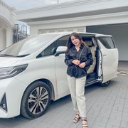 Ini Kisah Sukses Perempuan Asal Palembang di Usia 25 Tahun, Punya Brand Skincare & Indomaret Samping Rumah!