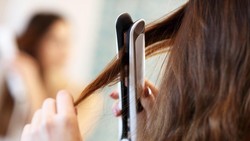 Wanita Wajib Tahu, Hukum Meluruskan Rambut dan Rebonding dalam Islam