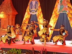 Tari Turangga Yaksa Semarakkan Pekan Budaya Jatim