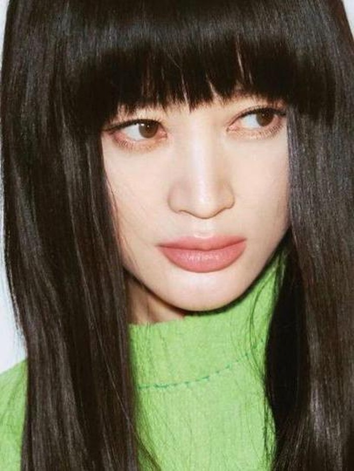 Beberapa judul karyanya yang terkenal adalan Tazza: The High Rollers (2006), The Thieves (2012), Family Hood (2016), hingga Signal (2016)./ foto: instagram.com/hs_kim_95