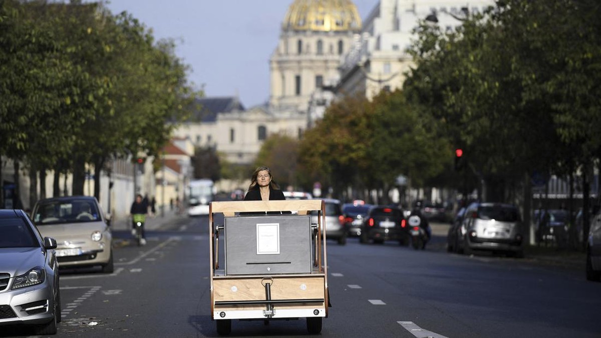 FOTO: Corbicyclette, Kendaraan Jenazah Ramah Lingkungan dari Paris
