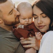 Ternyata Ini 4 Alasan Mengapa Sebagian Pasangan Hanya Ingin Punya Satu Anak