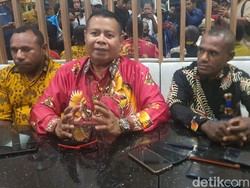 Tim Pengacara Kirim Dokter Pribadi Lukas Enembe ke Jakarta