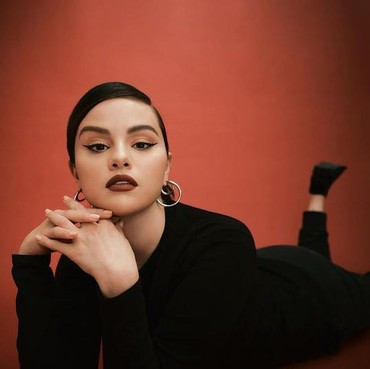 Lirik Lagu In The Dark - Selena Gomez