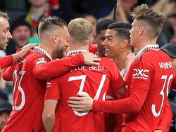 Manchester United Ditumbangkan Cadiz 4-2