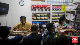 FOTO: Geliat Penjualan Set Top Box usai ASO Jabodetabek